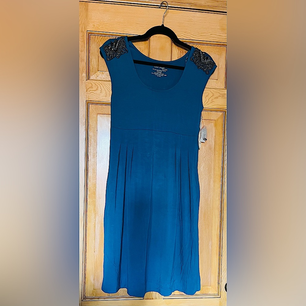 NWT super soft knee length Soma teal dress with shoulder embellishments